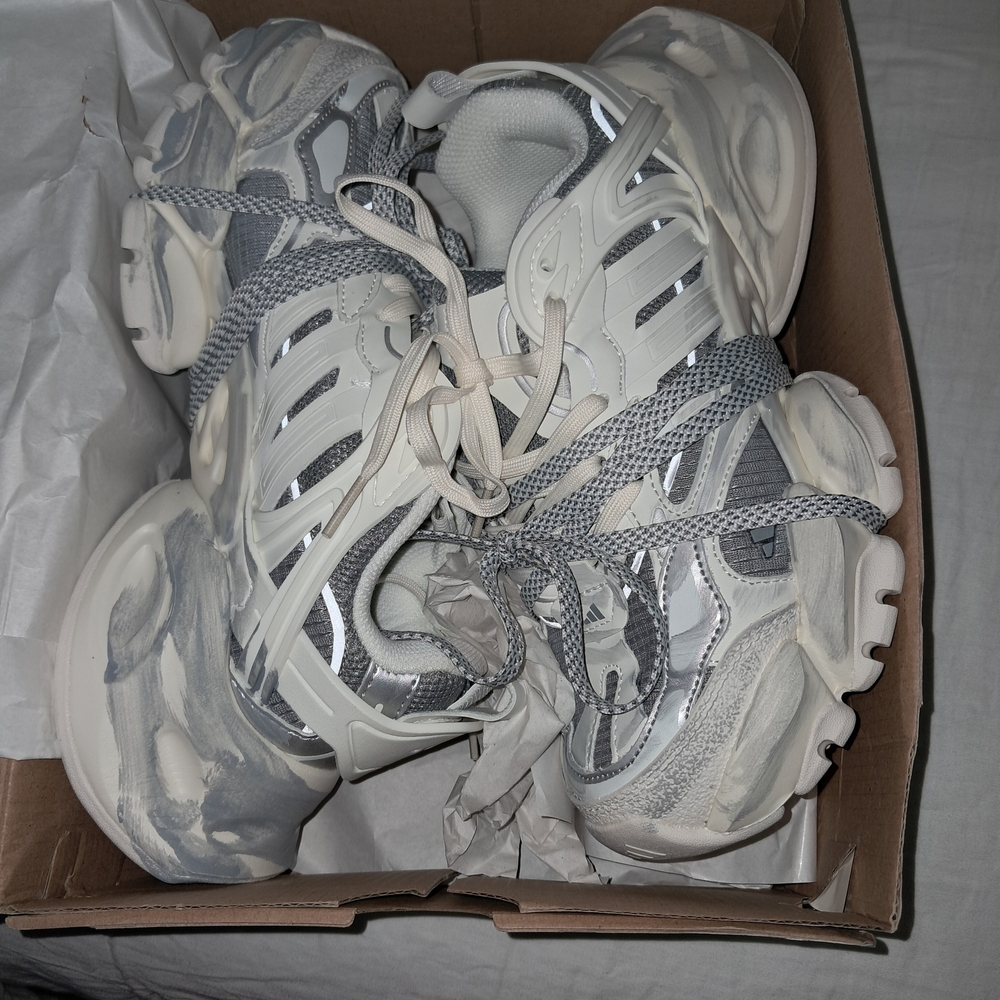 Adidas Xlg Deluxe Runners - Picture 4 of 6